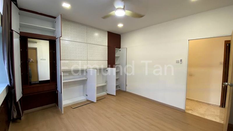 3 Bed Condo for Sale in  King's Mansion - Image 5